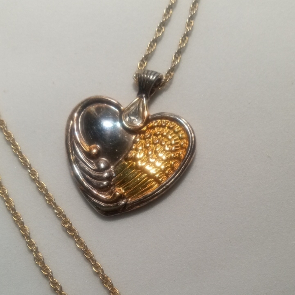 ✨ Two Tone Angel Wing Memorial Heart Necklace ✨